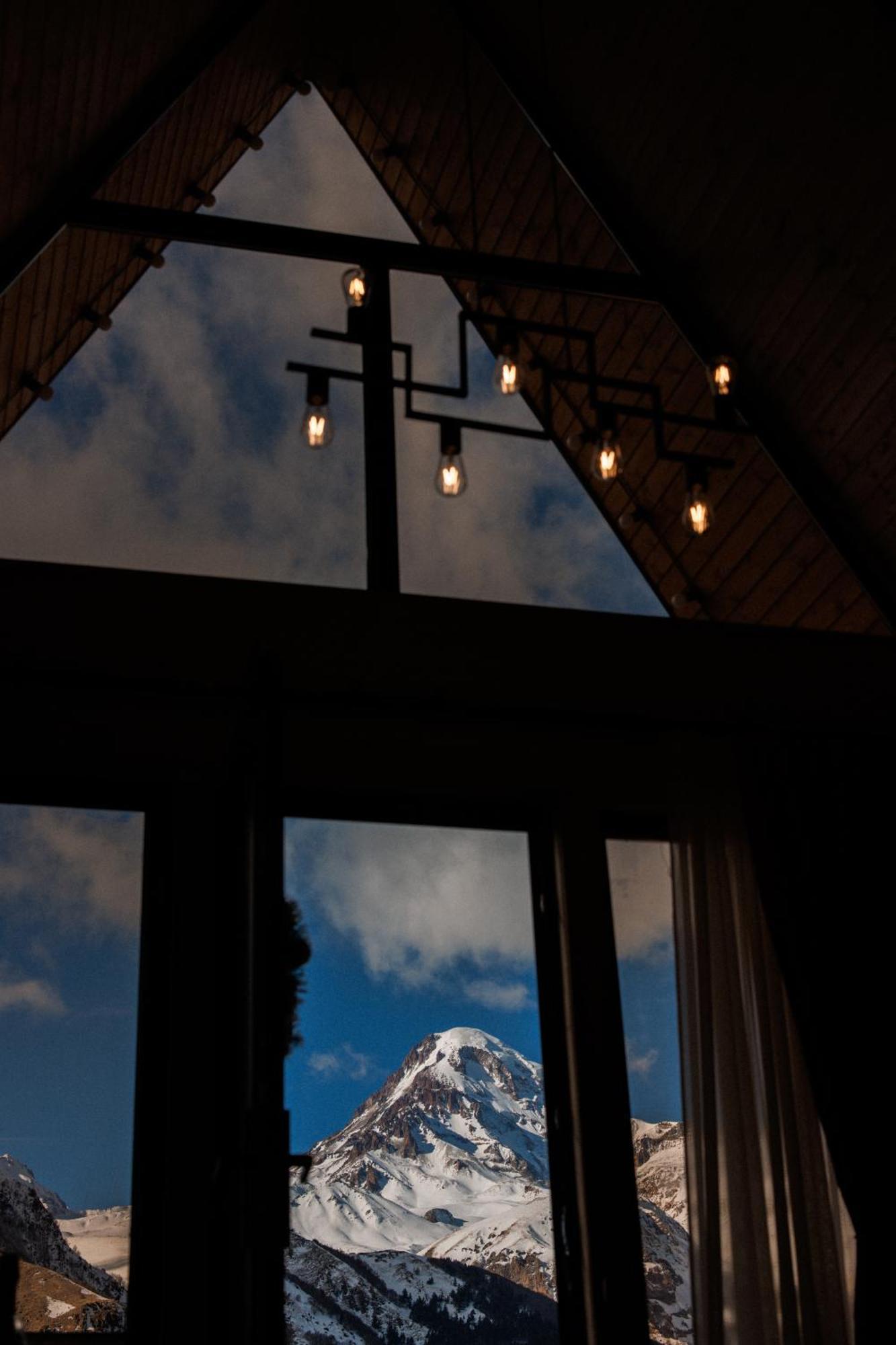 Smart Via Kazbegi Villa Eksteriør billede